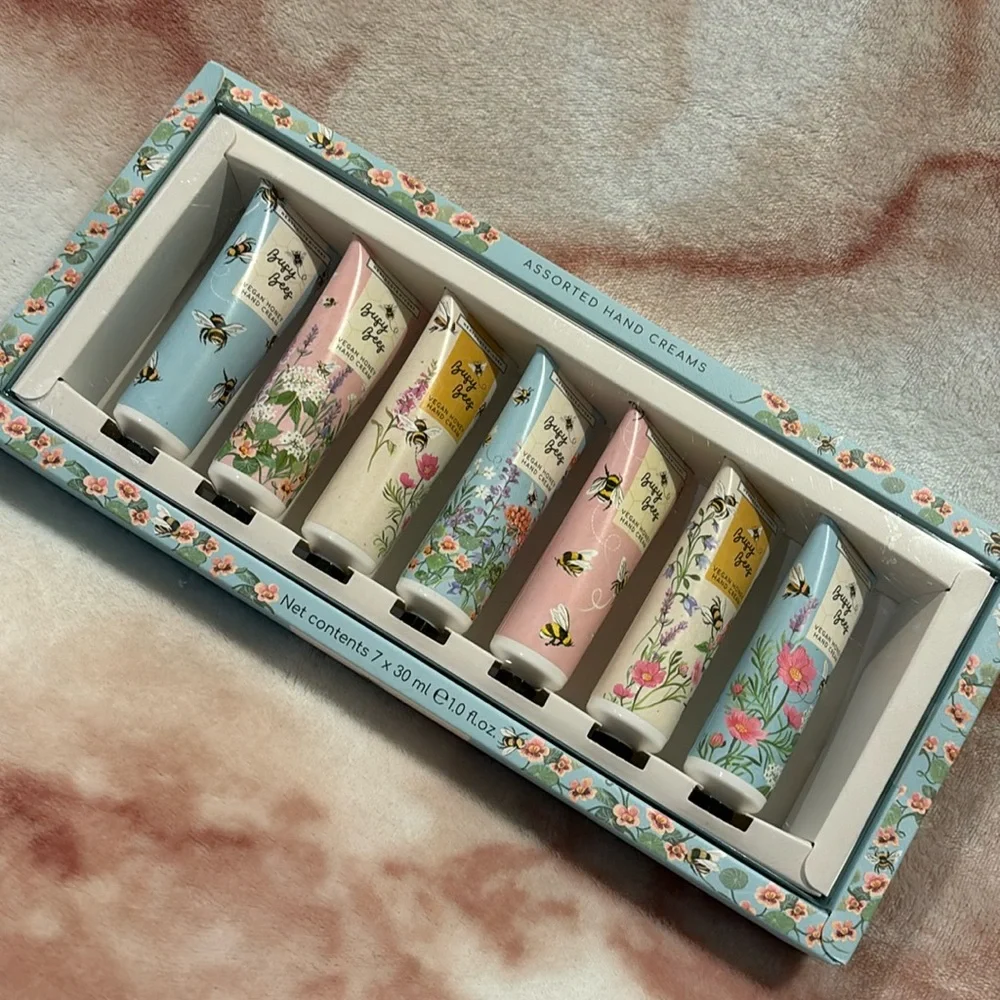 Busy Bee Hand Cream Collection Heathcote & Ivory 7X 1.0oz tubes NWT Vegan Honey - Picture 1 of 16